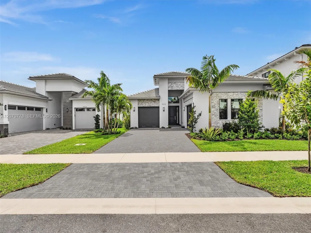 10032 Stockrun Dr Palm Beach Gardens, FL 33412