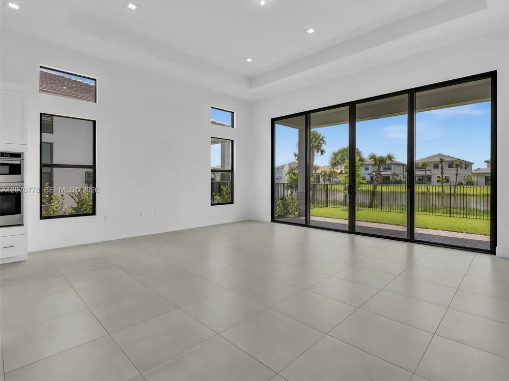 10032 Stockrun Dr Palm Beach Gardens, FL 33412