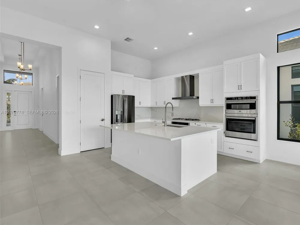 10032 Stockrun Dr Palm Beach Gardens, FL 33412