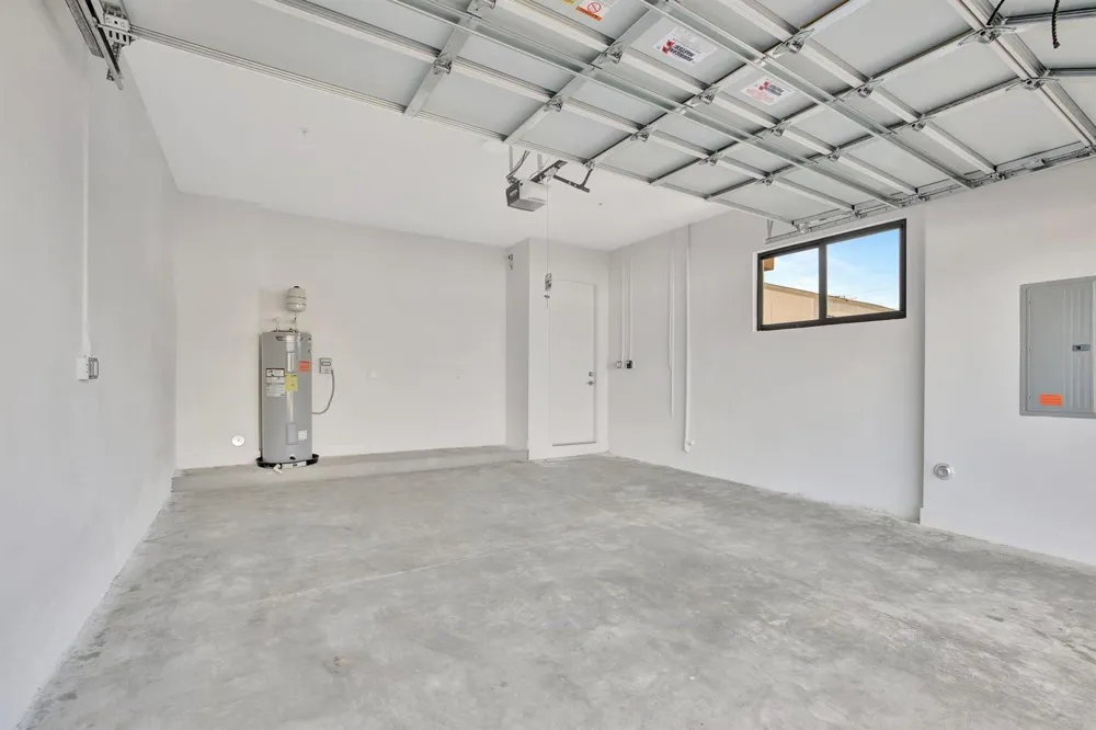 4208 NE 7TH TERRACE Oakland Park, FL 33334