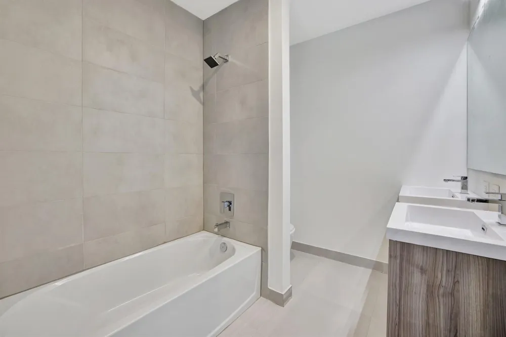 4208 NE 7TH TERRACE Oakland Park, FL 33334