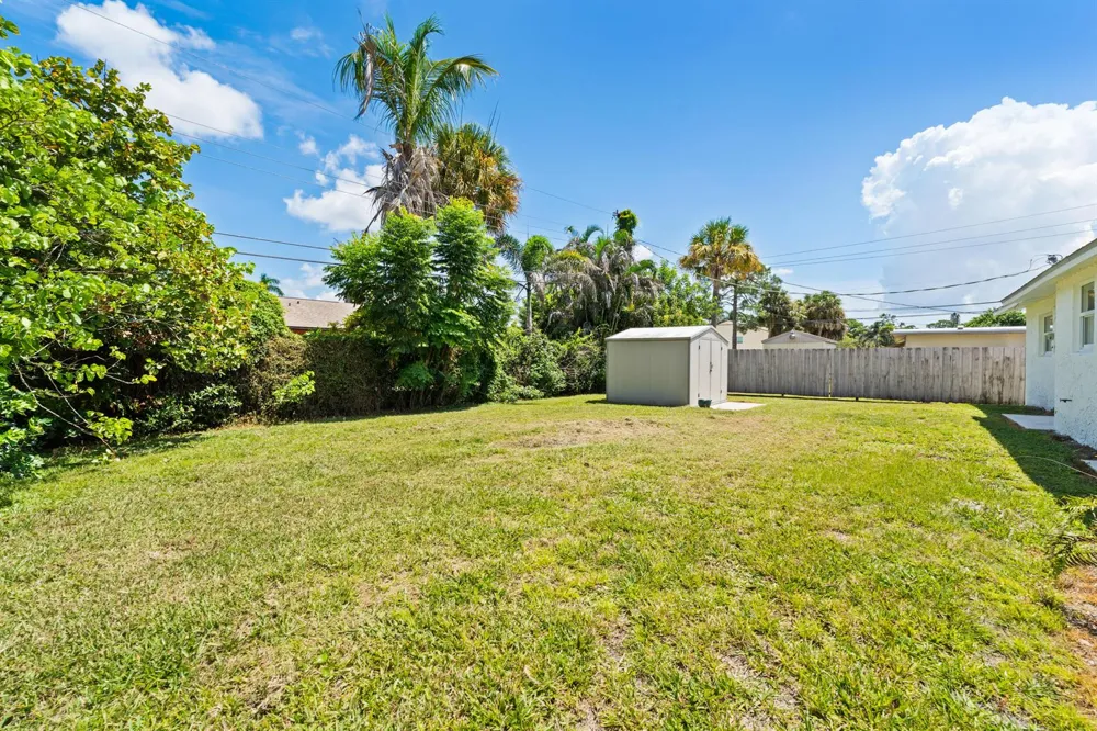 871 SW 37TH TERRACE Palm City, FL 34990