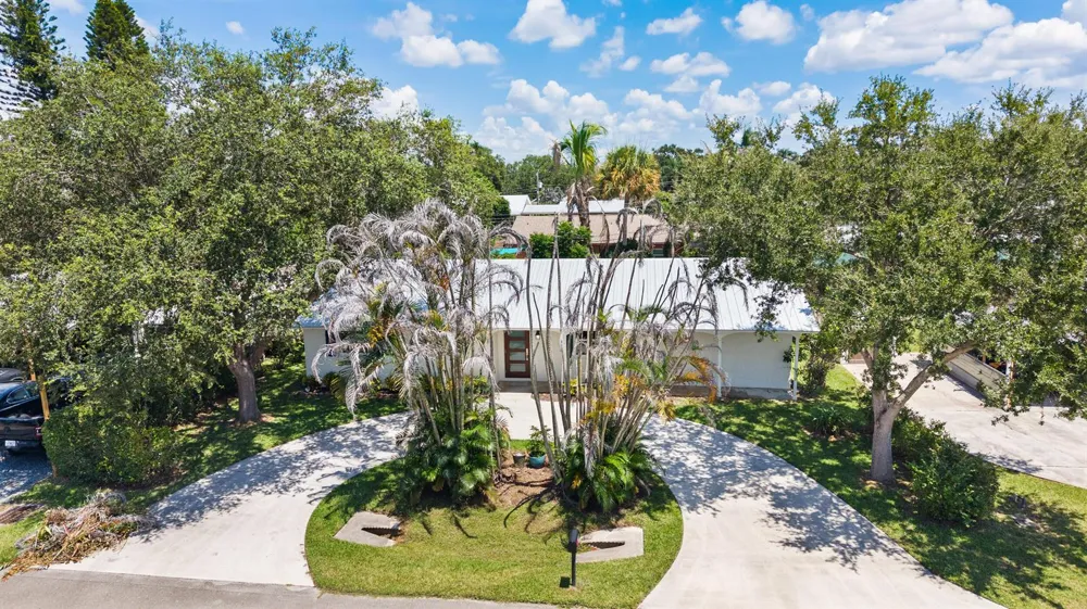 871 SW 37TH TERRACE Palm City, FL 34990