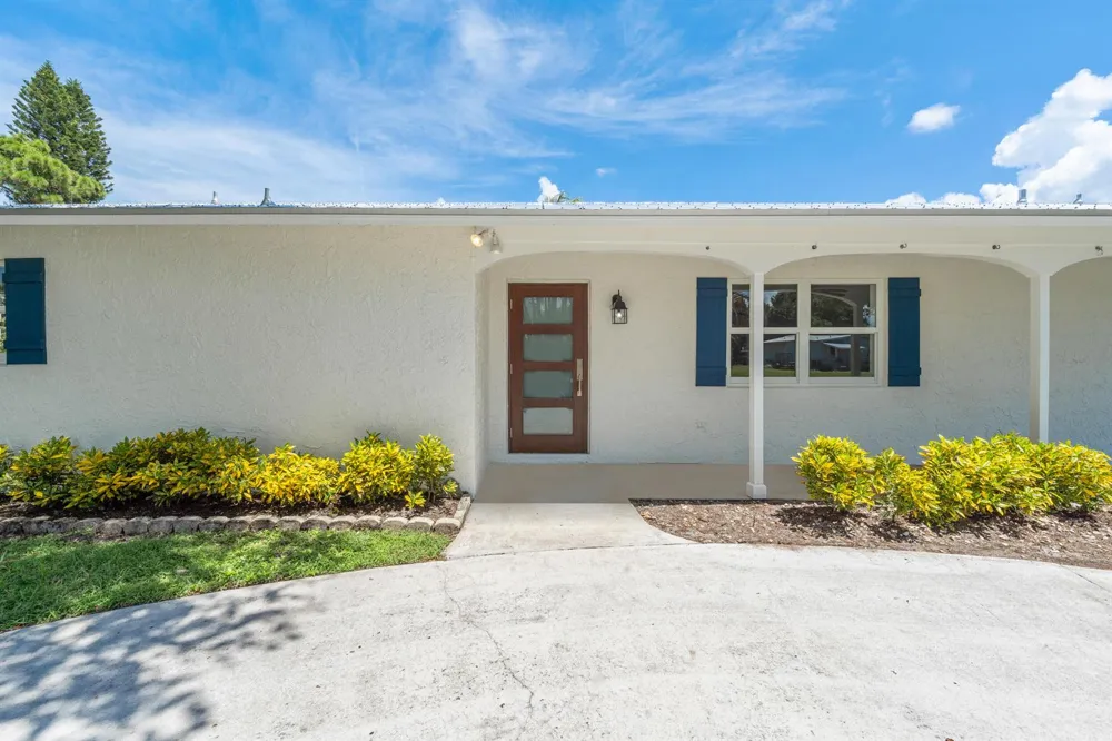 871 SW 37TH TERRACE Palm City, FL 34990