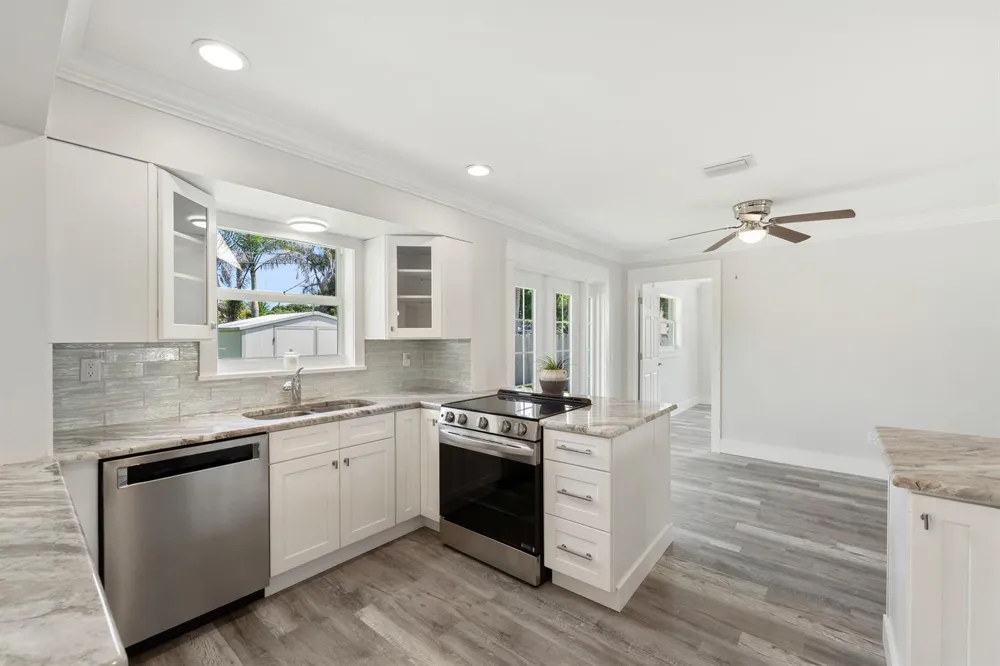871 SW 37TH TERRACE Palm City, FL 34990