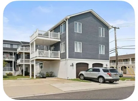644 W Pine