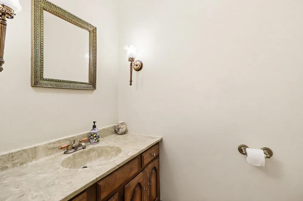 428 Pickwick Place Valparaiso, IN 46385