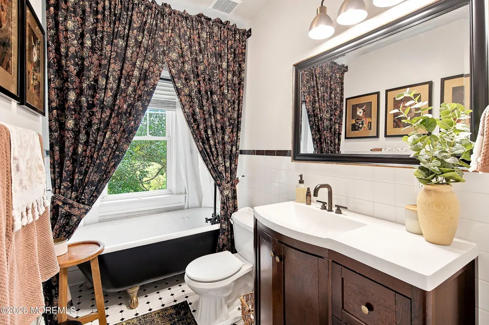 247 Musconetcong River Road Lebanon, NJ 07882