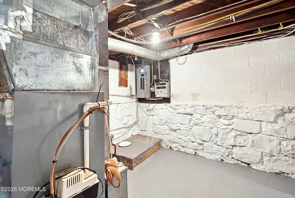 247 Musconetcong River Road Lebanon, NJ 07882