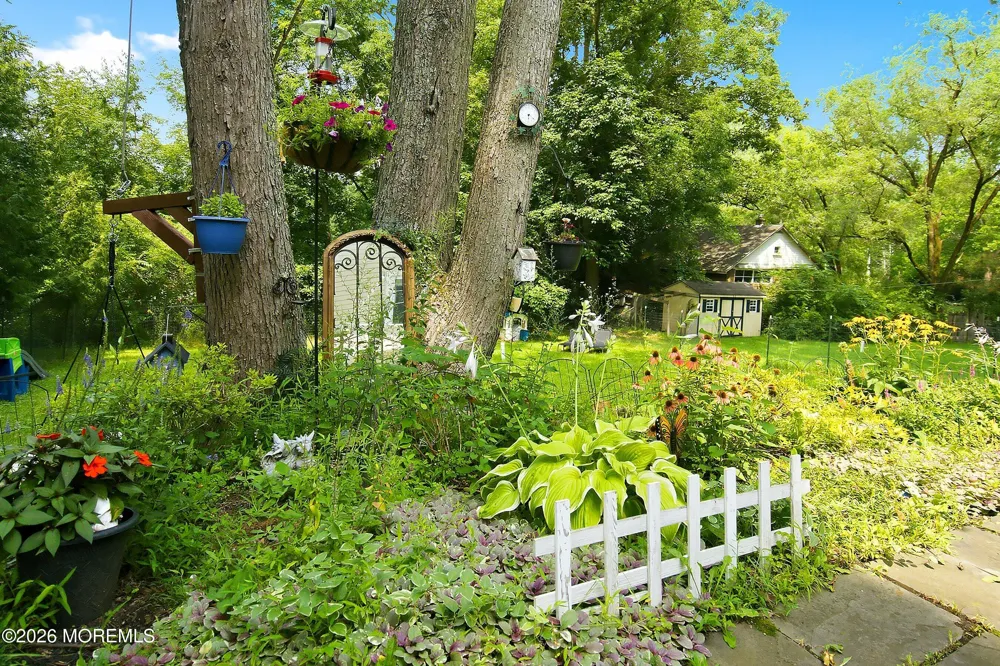 247 Musconetcong River Road Lebanon, NJ 07882