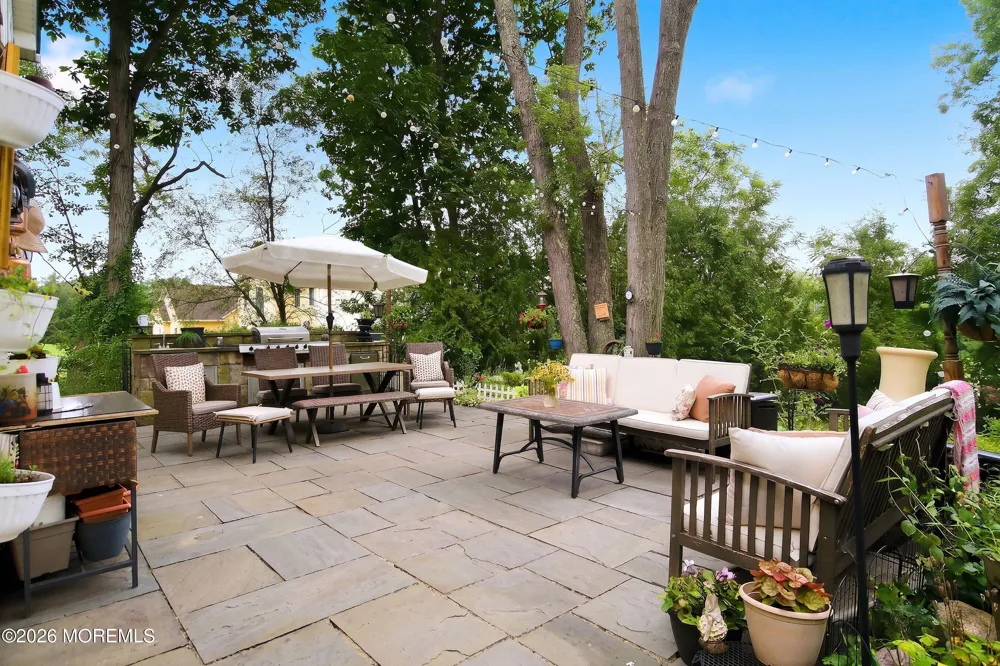 247 Musconetcong River Road Lebanon, NJ 07882
