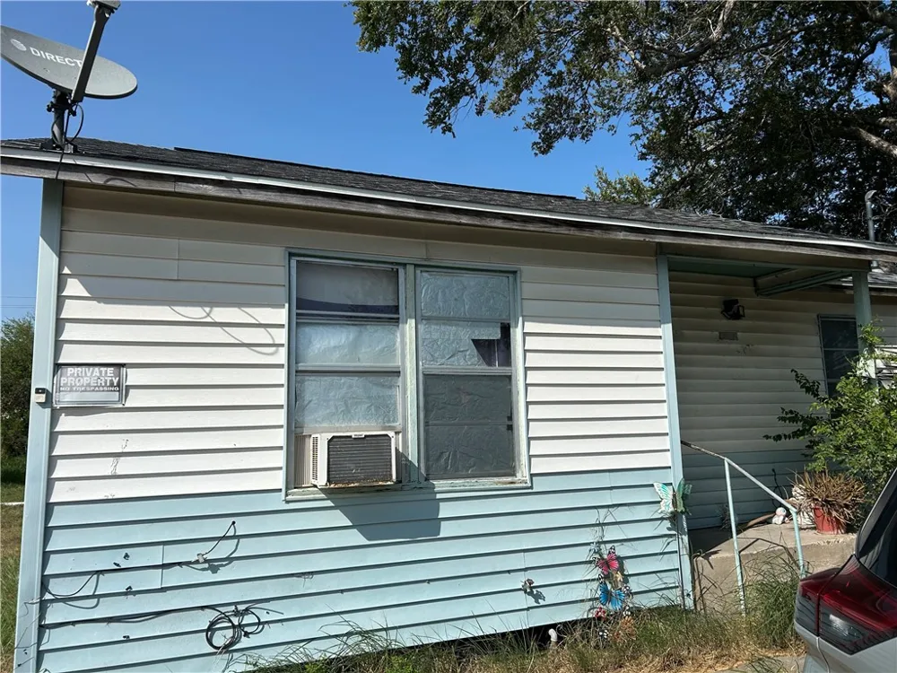 5102 Williams Drive Corpus Christi, TX 78411