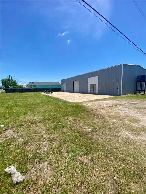 1830 Highway 35 S