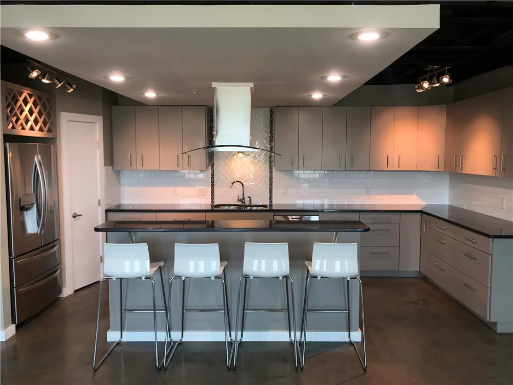 901 Upper Broadway Street #306 Corpus Christi, TX 78401
