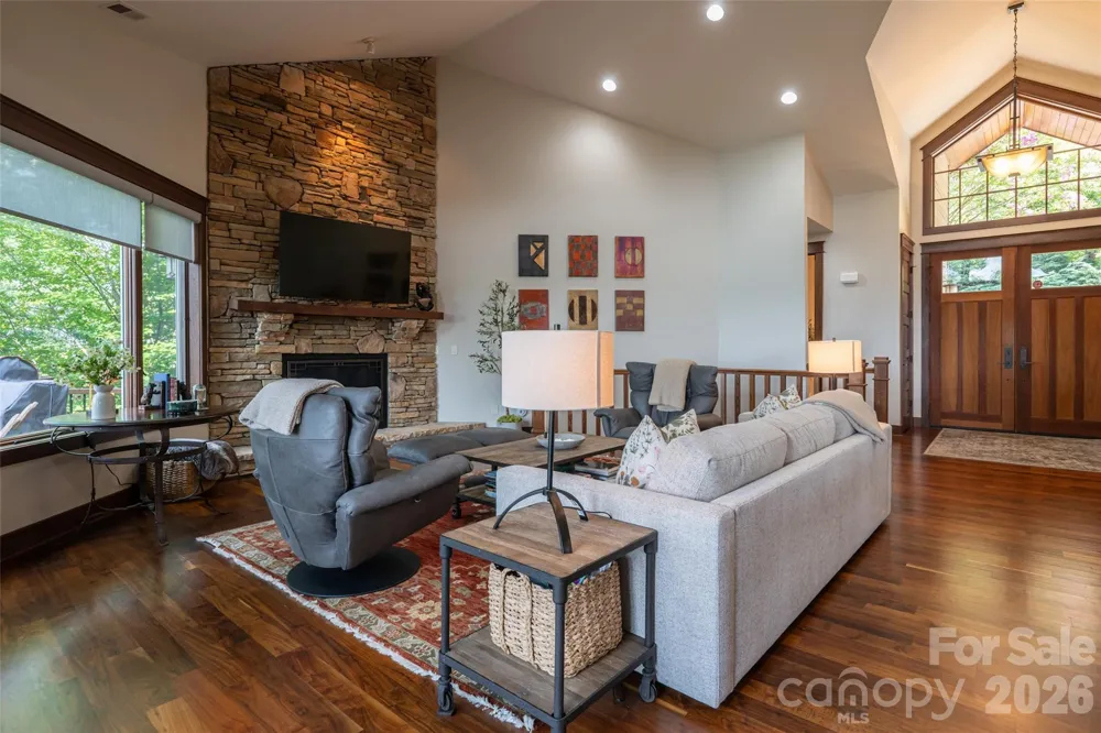 8 Points West Drive Asheville, NC 28804