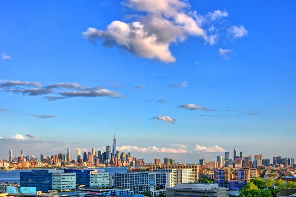 518 GREGORY AVE Weehawken, NJ 07086
