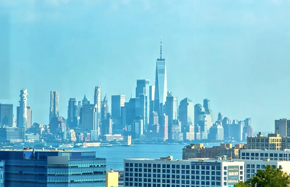 518 GREGORY AVE Weehawken, NJ 07086