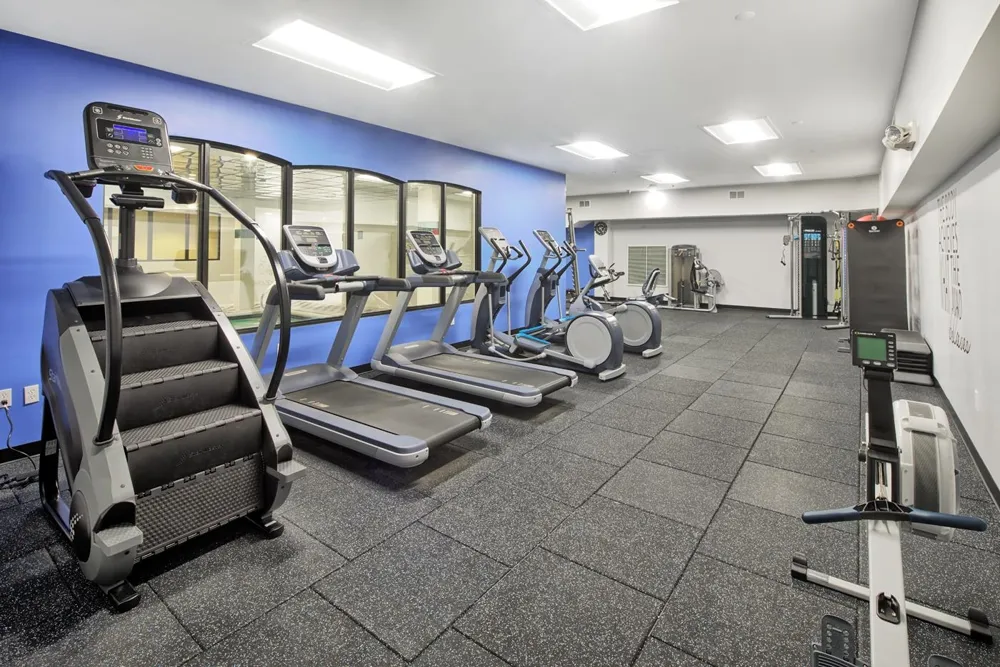 518 GREGORY AVE Weehawken, NJ 07086