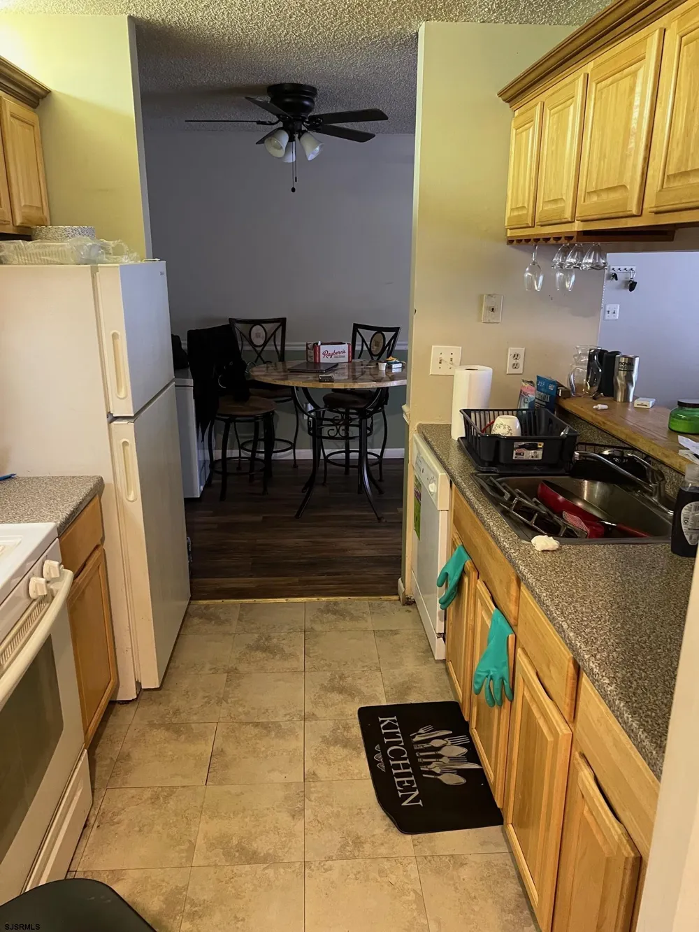 123 Colonial Galloway Township, NJ 08205