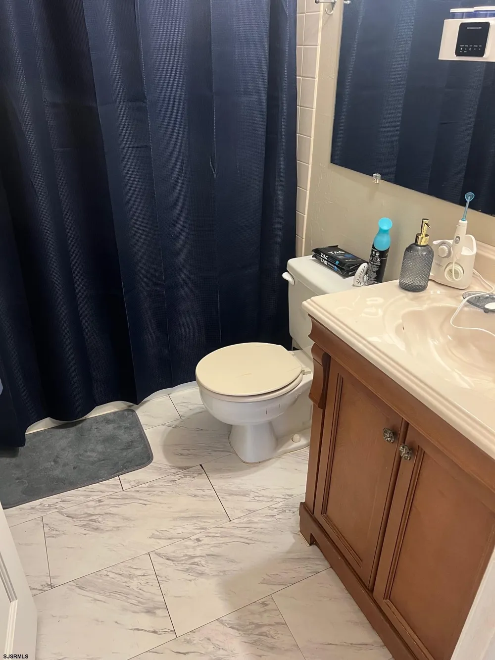 123 Colonial Galloway Township, NJ 08205