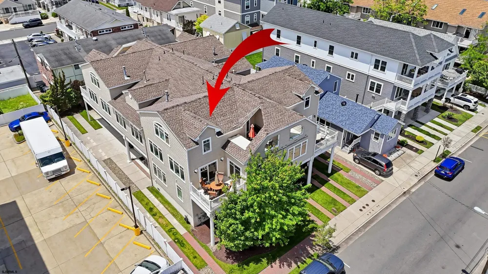 4 N Monroe Ave Margate, NJ 08402