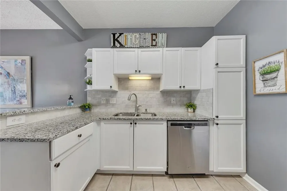 207 The Crossings Lane Woodstock, GA 30189