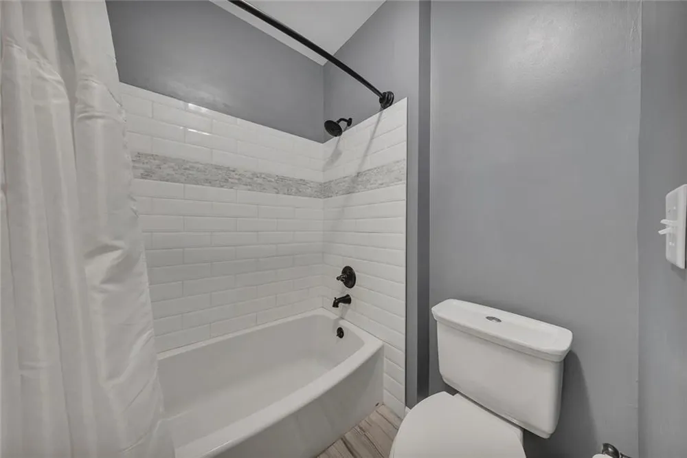 207 The Crossings Lane Woodstock, GA 30189