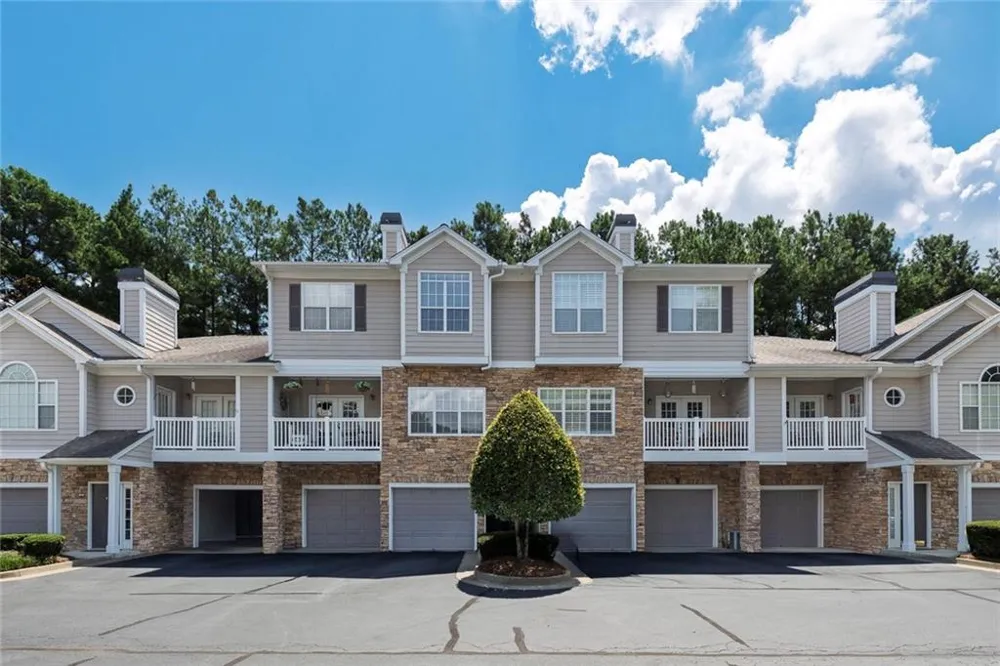 207 The Crossings Lane Woodstock, GA 30189