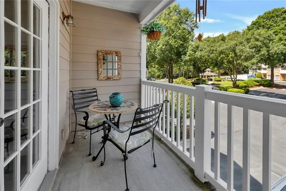 207 The Crossings Lane Woodstock, GA 30189