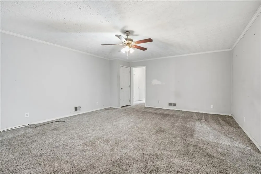 328 Fayette Villa Court Fayetteville, GA 30214