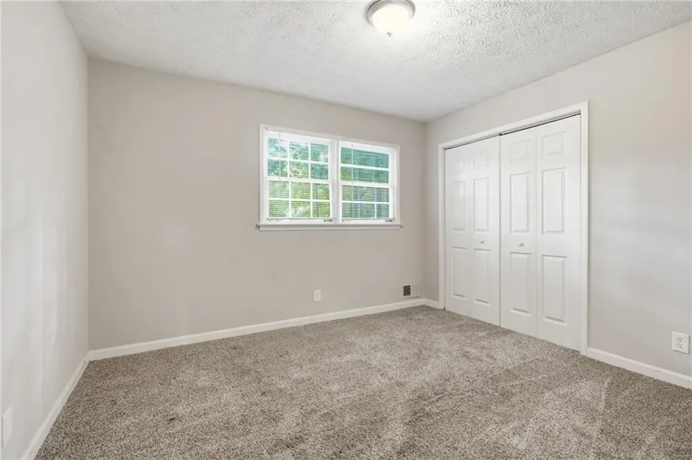 328 Fayette Villa Court Fayetteville, GA 30214
