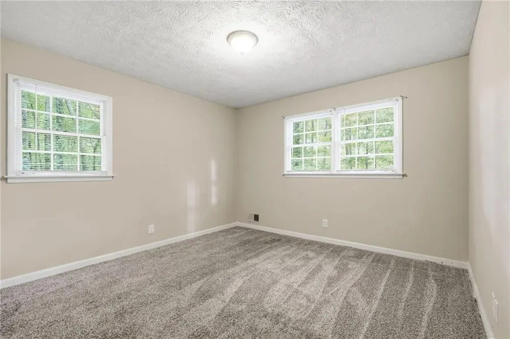 328 Fayette Villa Court Fayetteville, GA 30214