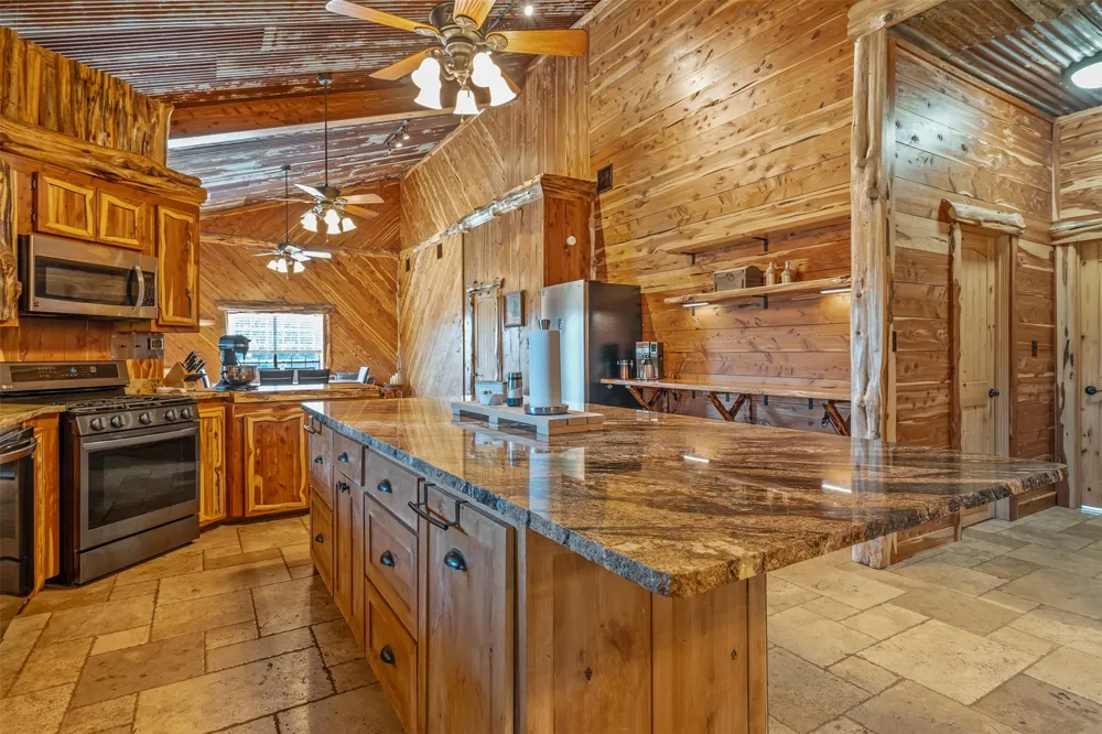 2600 Van Meter Road Kilgore, TX 75662