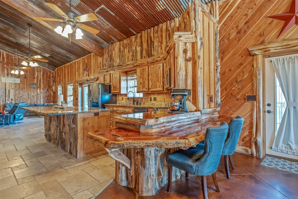 2600 Van Meter Road Kilgore, TX 75662
