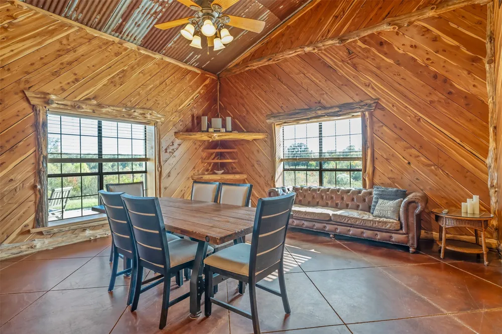 2600 Van Meter Road Kilgore, TX 75662