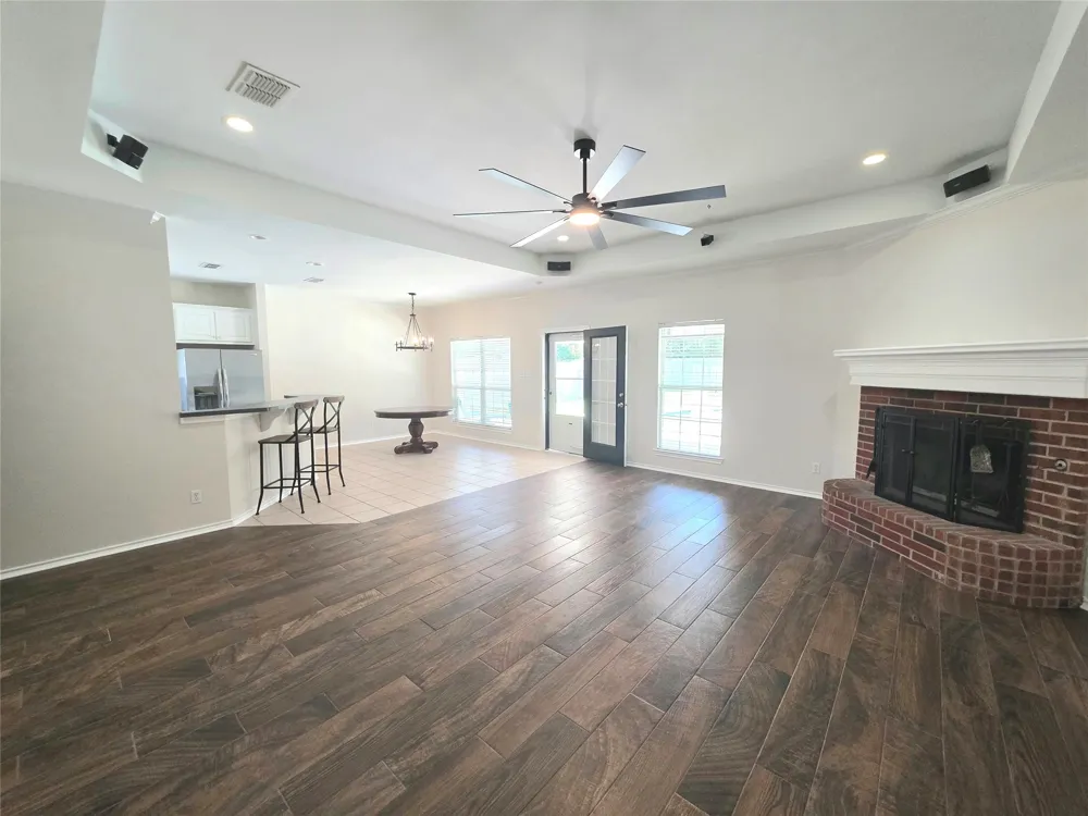 214 County Road 2504 Mineola, TX 75773