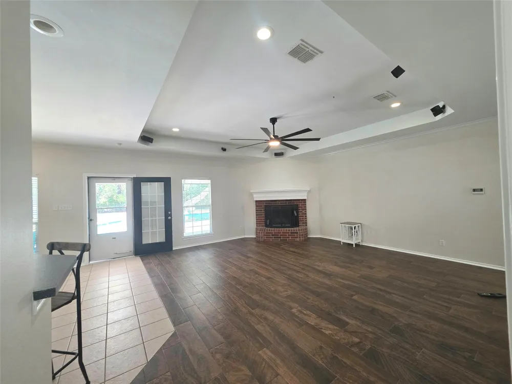 214 County Road 2504 Mineola, TX 75773