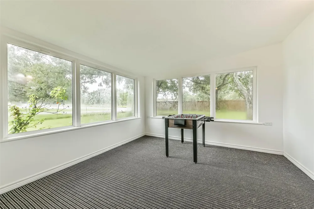 100 Mattson Street West Columbia, TX 77486