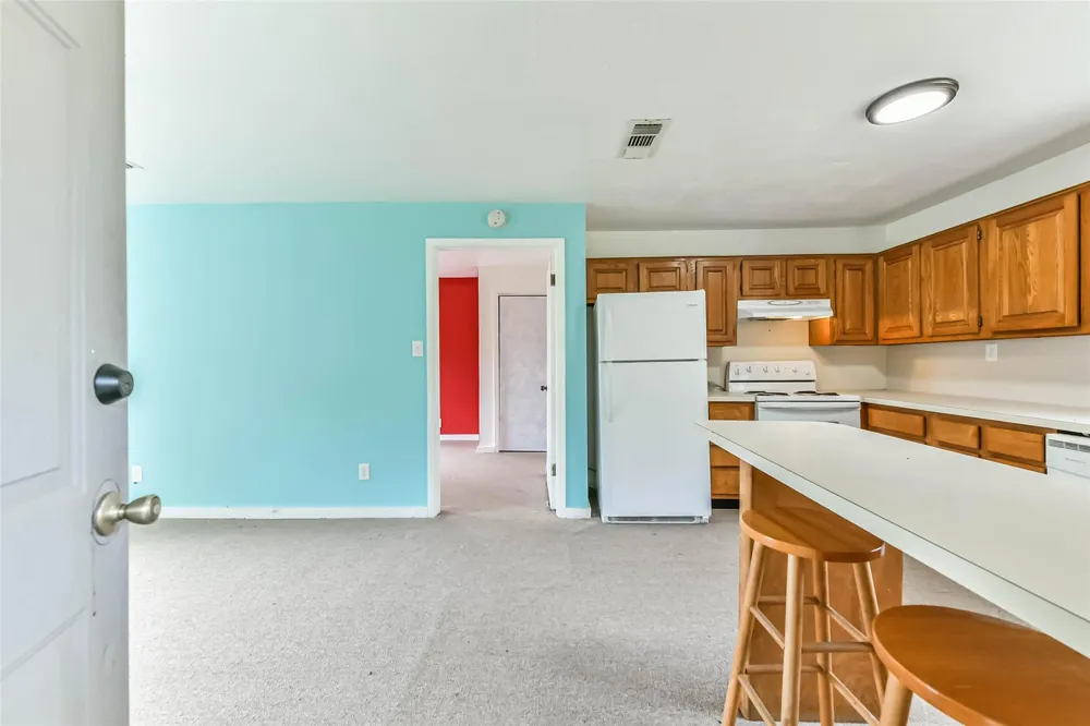 100 Mattson Street West Columbia, TX 77486