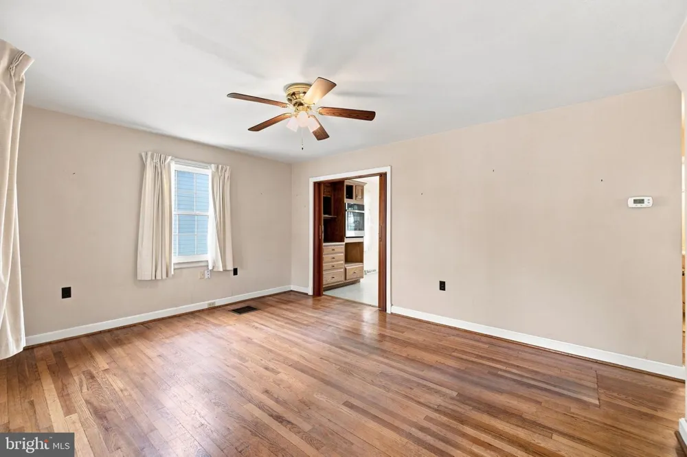 12 PURCELL AVENUE Winchester, VA 22601