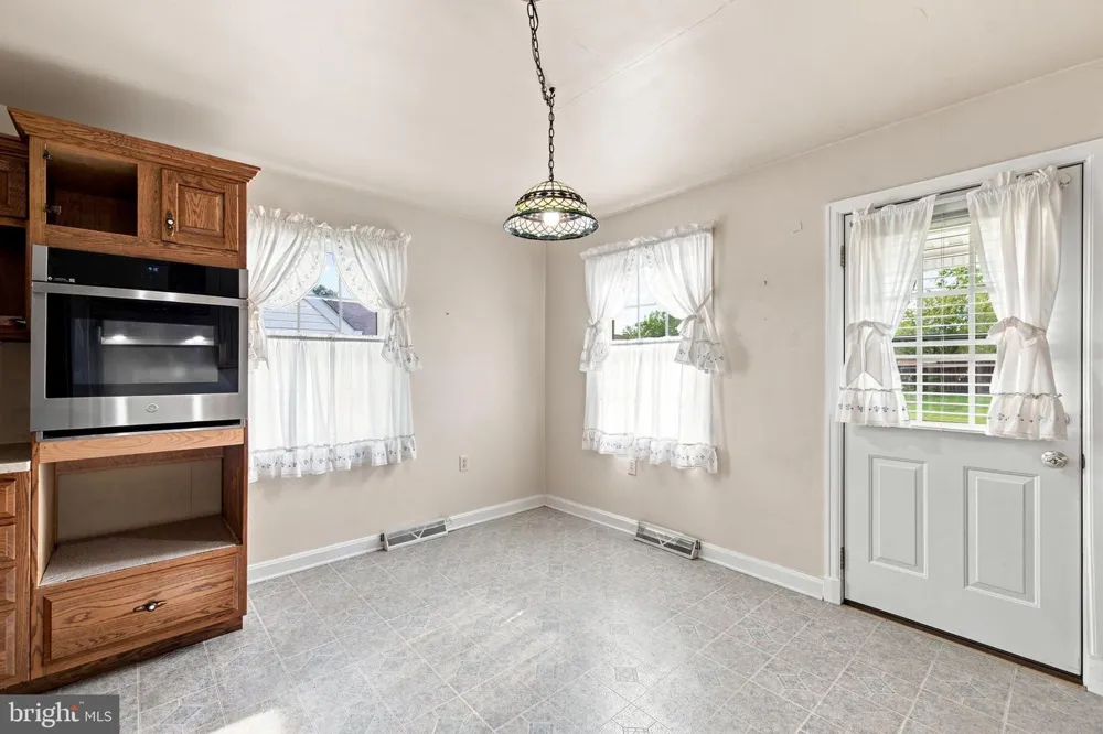 12 PURCELL AVENUE Winchester, VA 22601