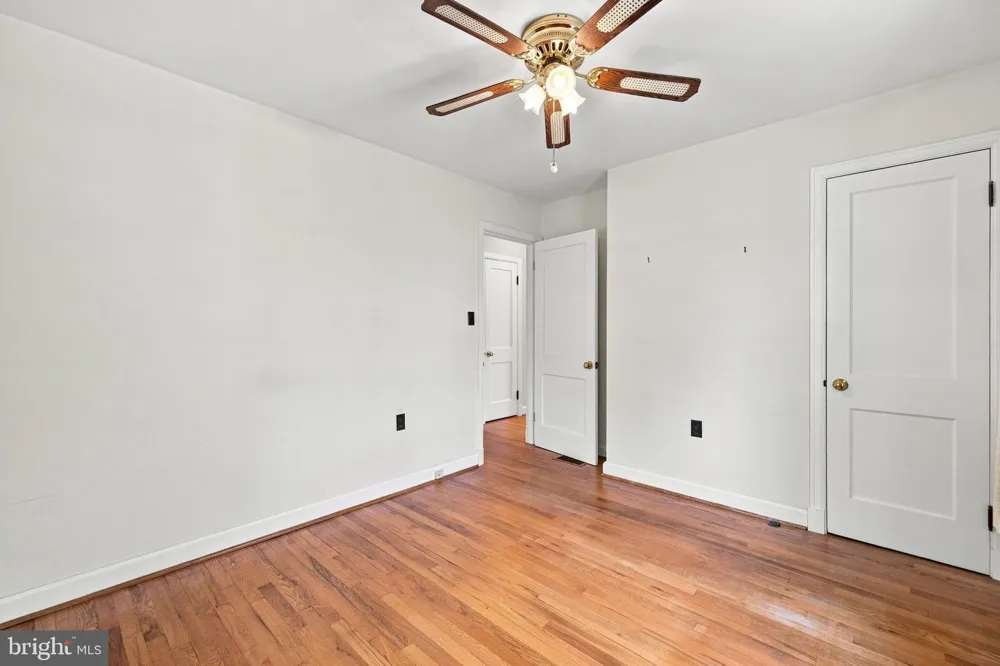 12 PURCELL AVENUE Winchester, VA 22601