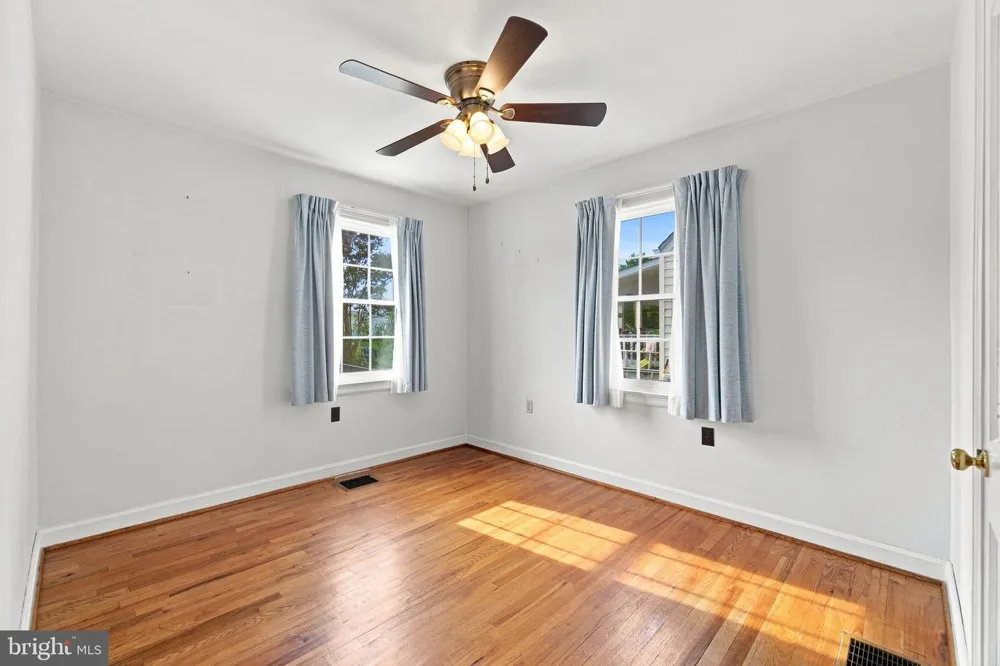 12 PURCELL AVENUE Winchester, VA 22601