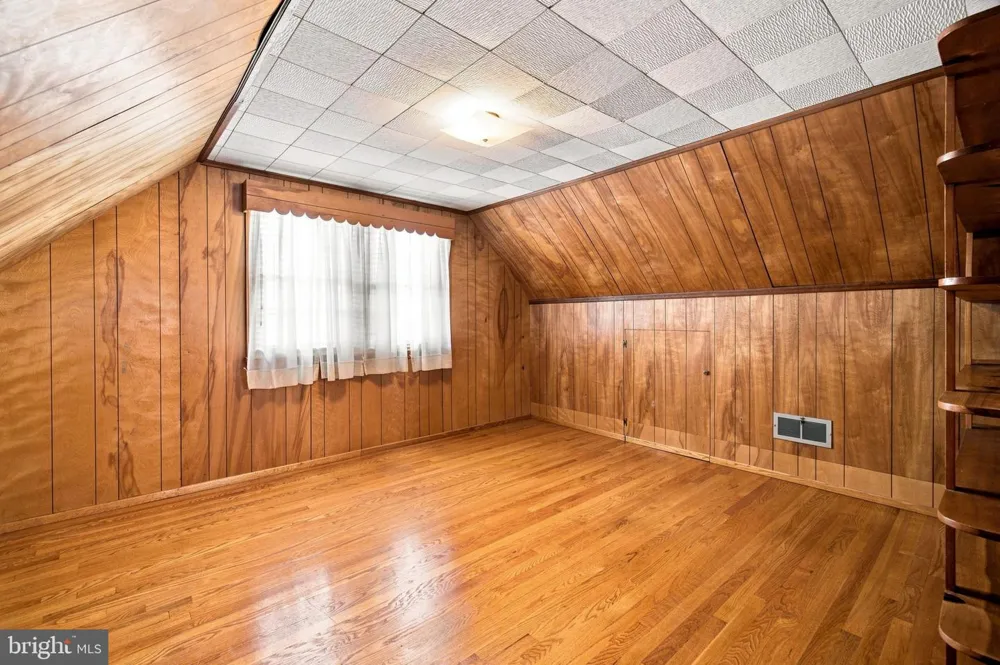 12 PURCELL AVENUE Winchester, VA 22601