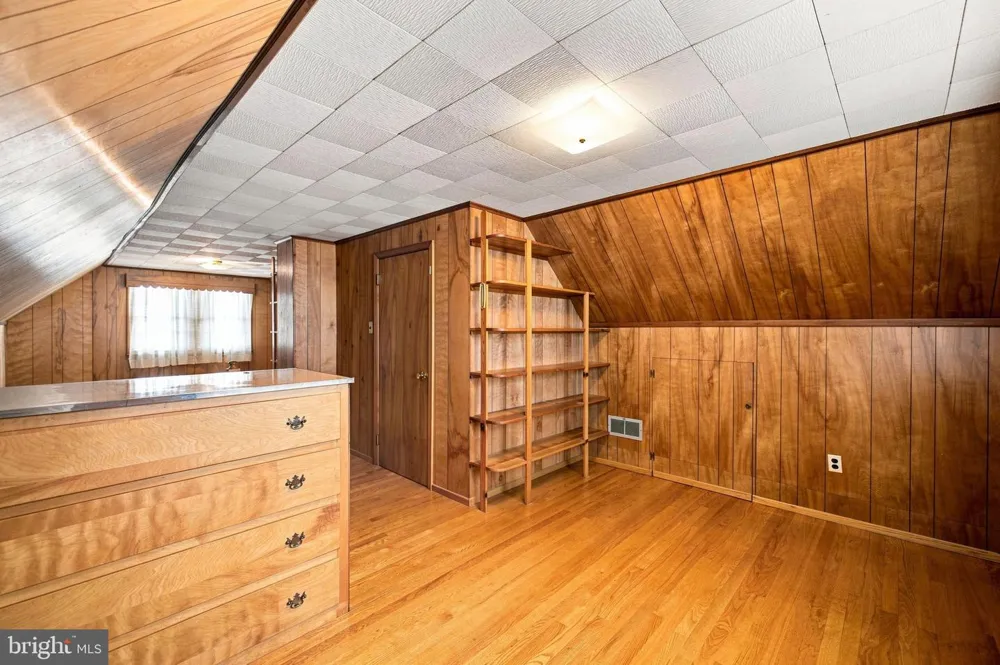 12 PURCELL AVENUE Winchester, VA 22601