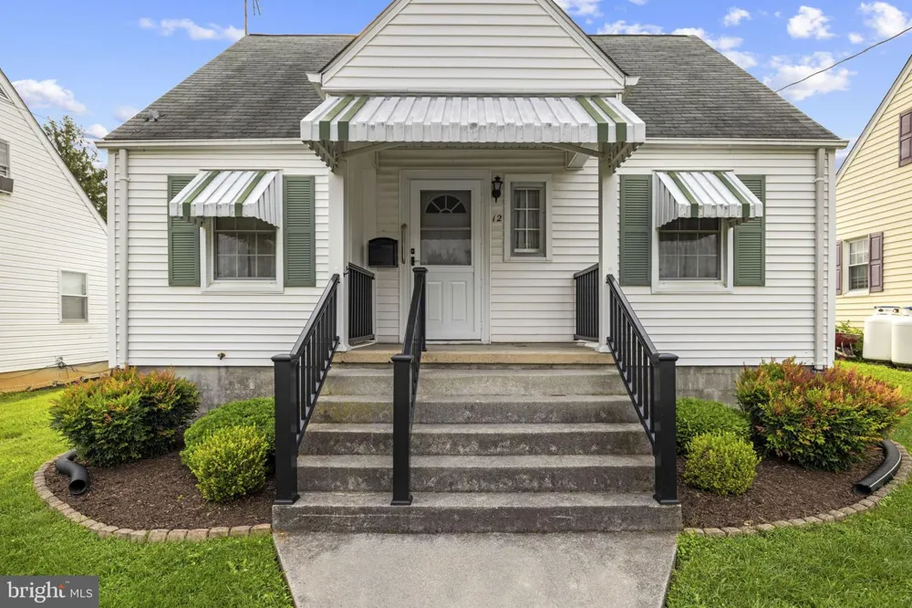 12 PURCELL AVENUE Winchester, VA 22601