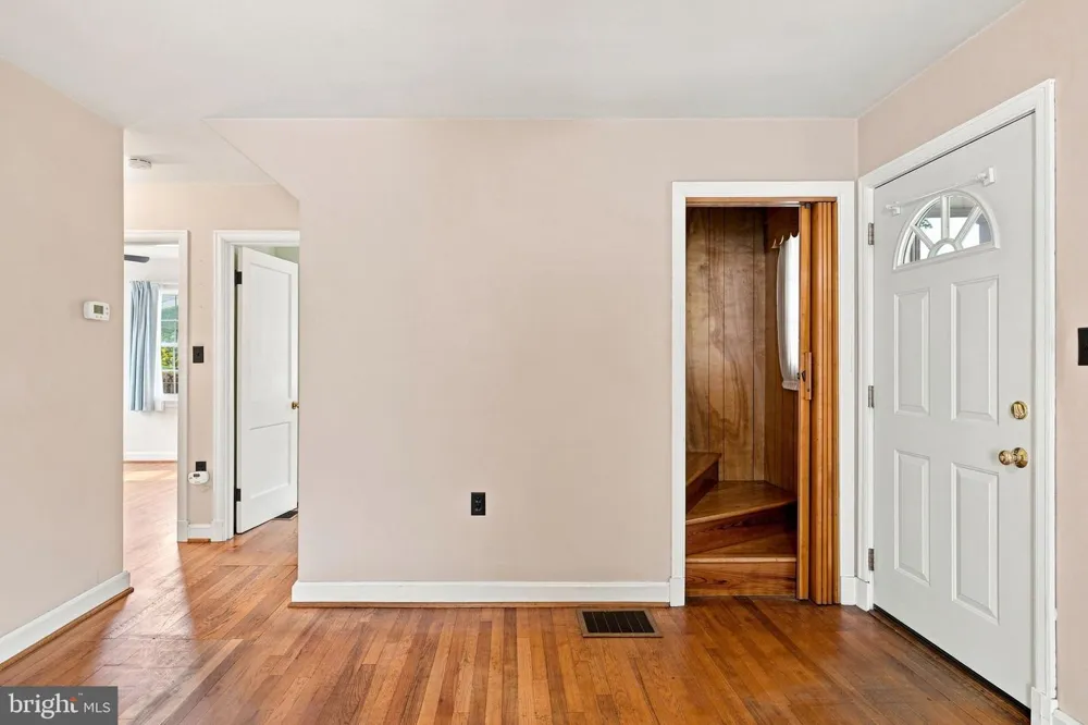 12 PURCELL AVENUE Winchester, VA 22601