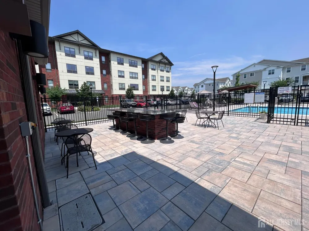 735 Station Road Dunellen, NJ 08812