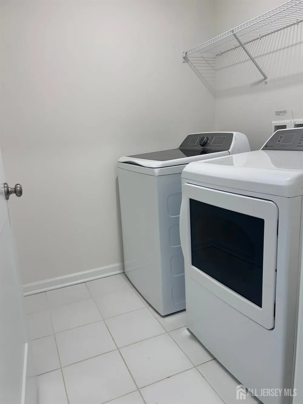 735 Station Road Dunellen, NJ 08812