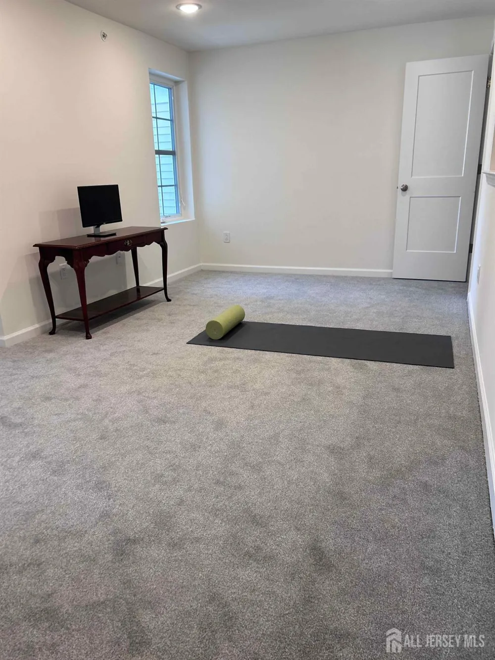 735 Station Road Dunellen, NJ 08812